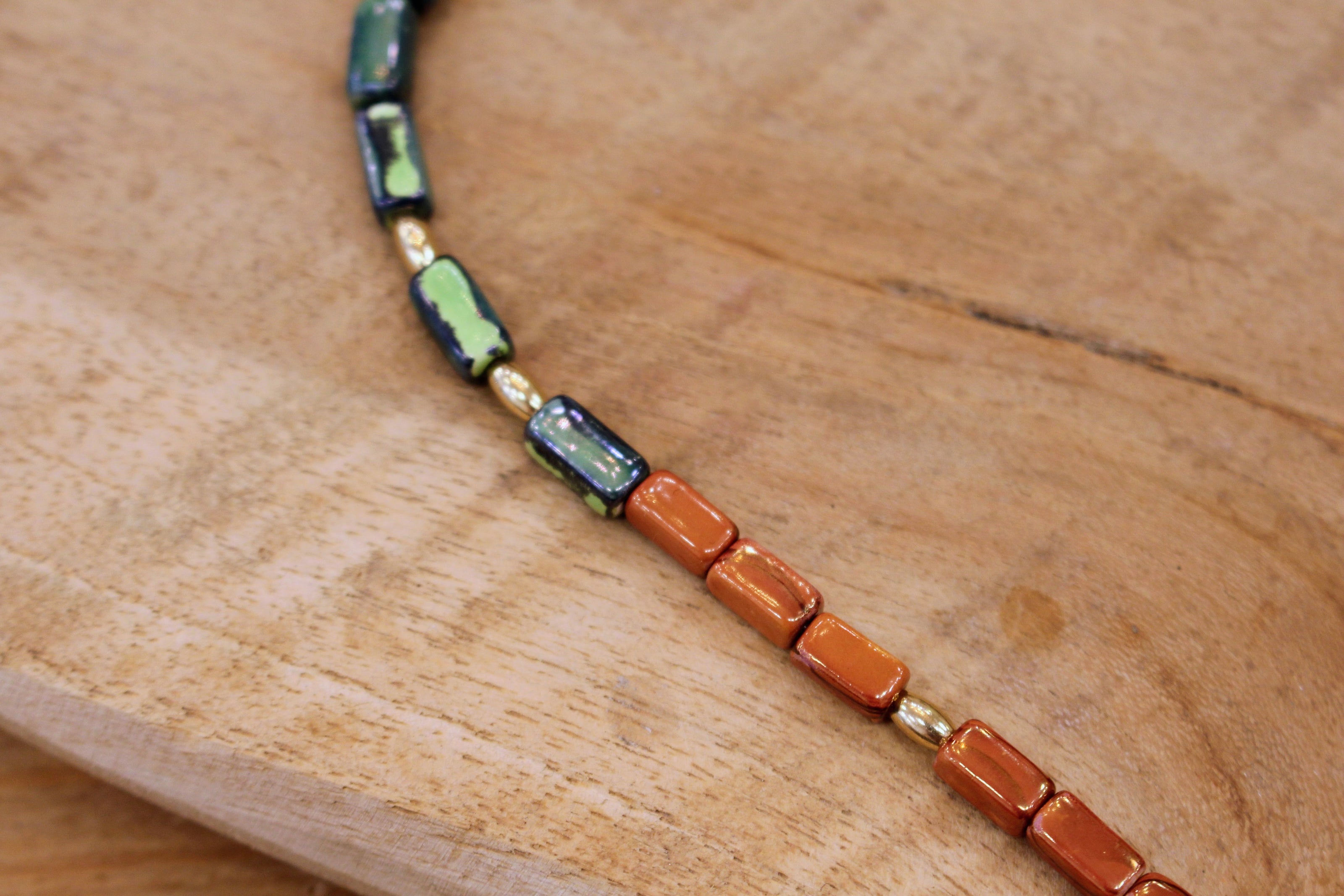 Collier ORIGINE HELLENIQUE doré terre fauve