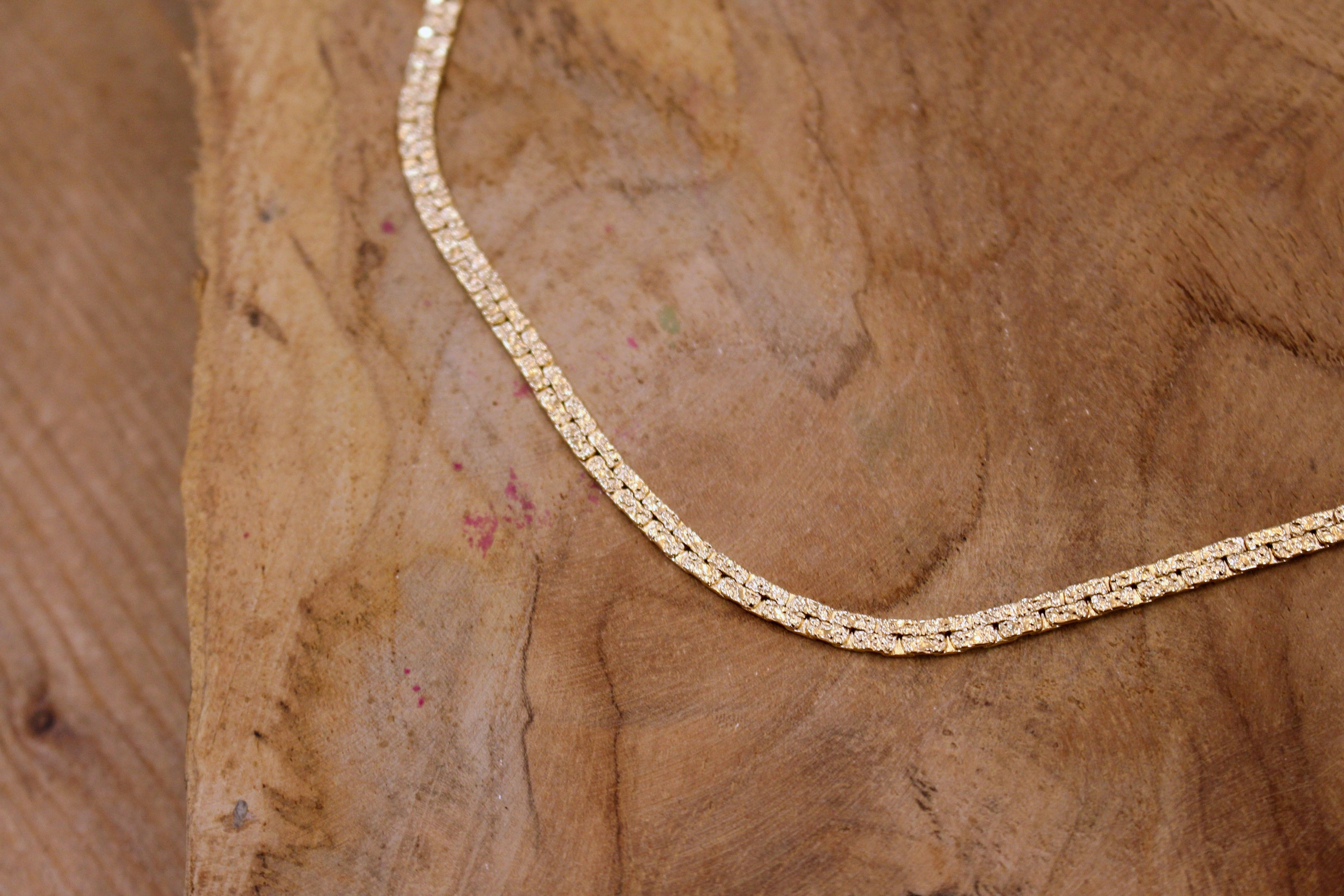 Collier ras du cou EMPREINTE doré et fin