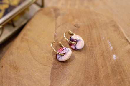 créoles dorées et donut céramique rose bijou fait main