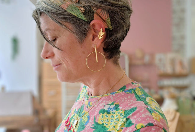 ear cuff épi de blé doré. Idée cadeau bijou d'oreille