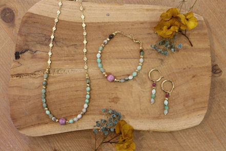 Idée cadeau bijou femme Collection CIRCE doré chrysoprase pierre naturelle