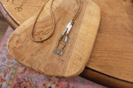 collier long sautoir PLAKA nacre - jaspe - amazonite -aigue marine