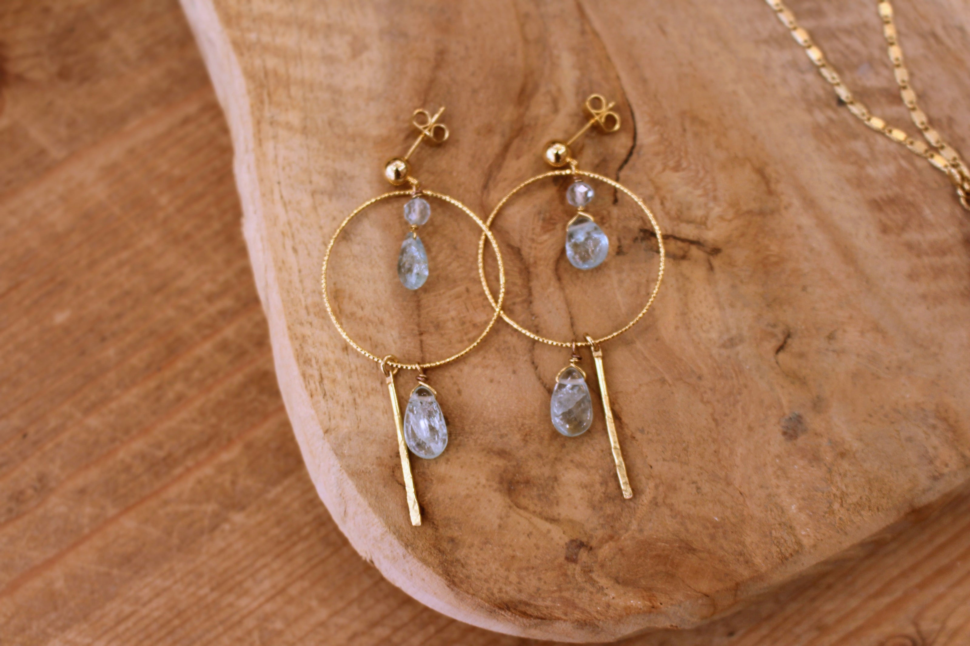 Boucles d'oreilles CRISTALLINE aigue marine
