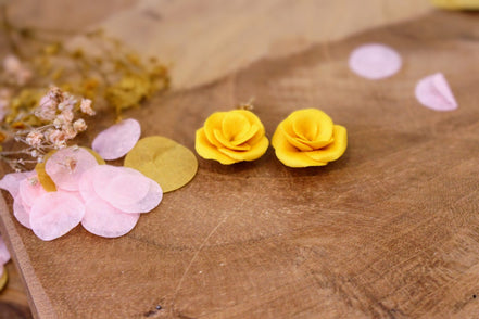 Boucles d'oreilles FLEURETTE jaune