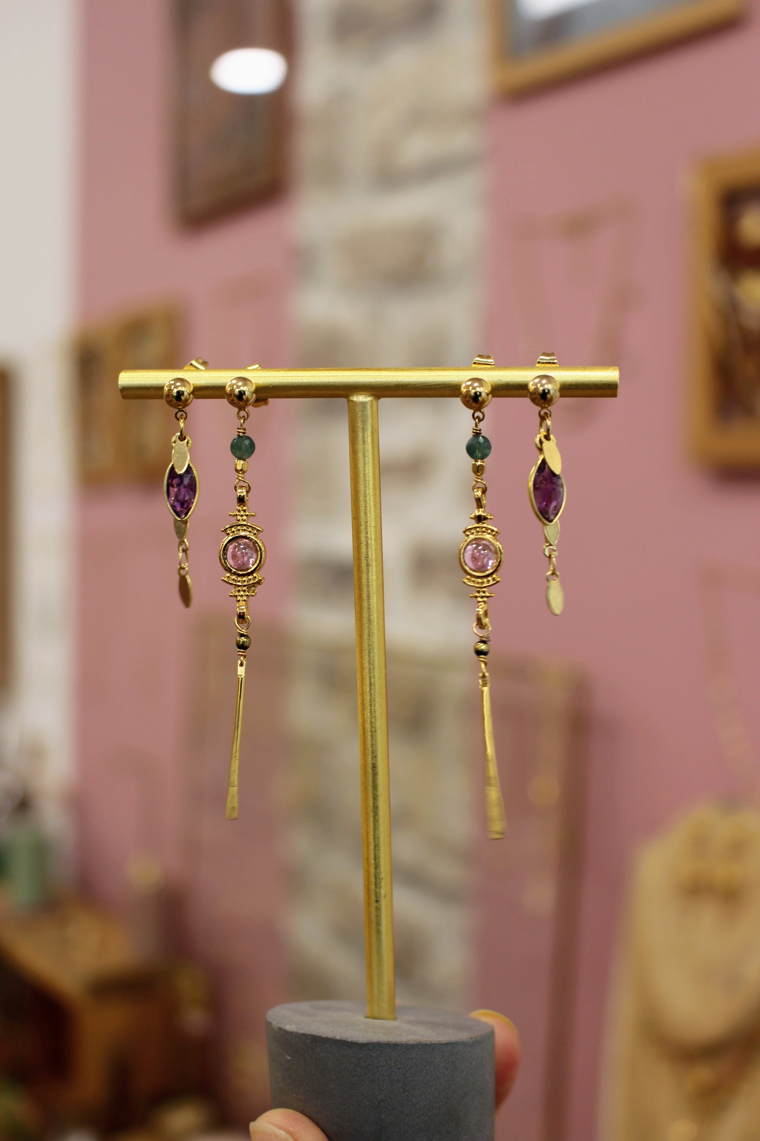 Boucles d'oreilles INDEPENDANTE plusieurs pierres disponibles