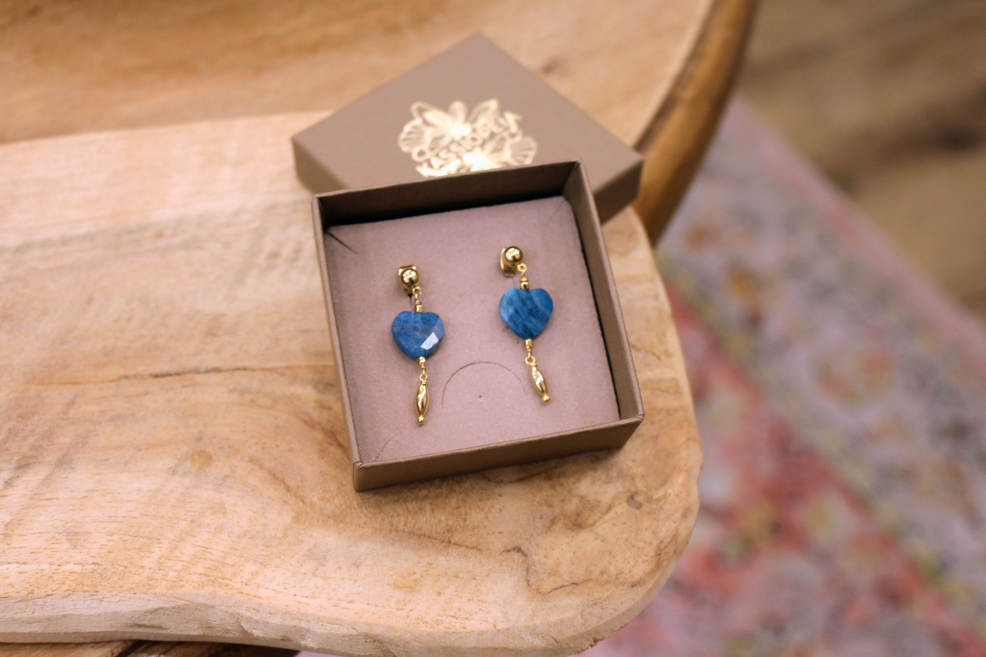 Boucles d'oreilles INFINI doré - apatite