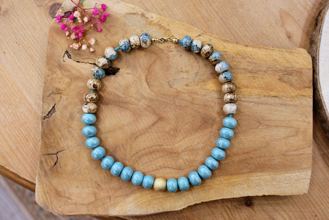Collier GAÏA SUCREE bleu clair et beige moucheté