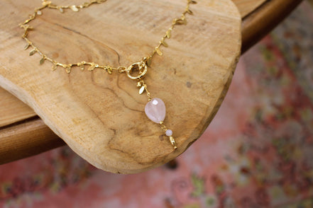 Collier QUIÉTUDE doré quartz rose - opale rose