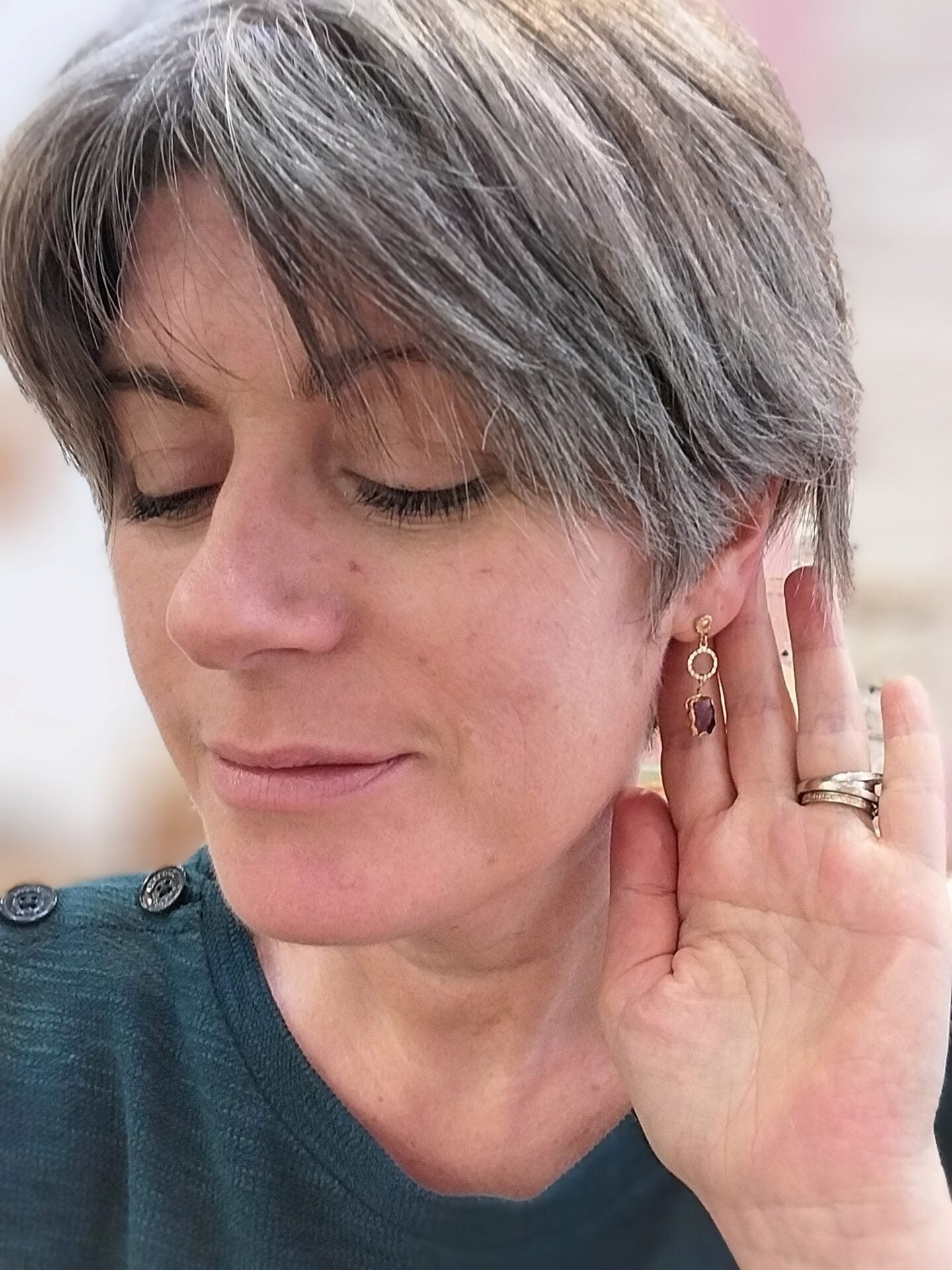 mono boucle améthyste pierre naturelle sertie