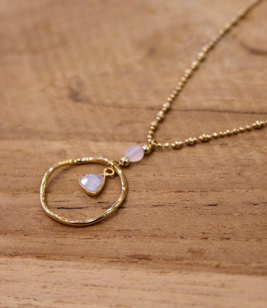 pendentif pierre de lune sur chaine fine doré idée cadeau bijou femme