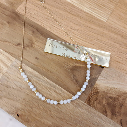 collier ras du cou pierre de lune.jpg