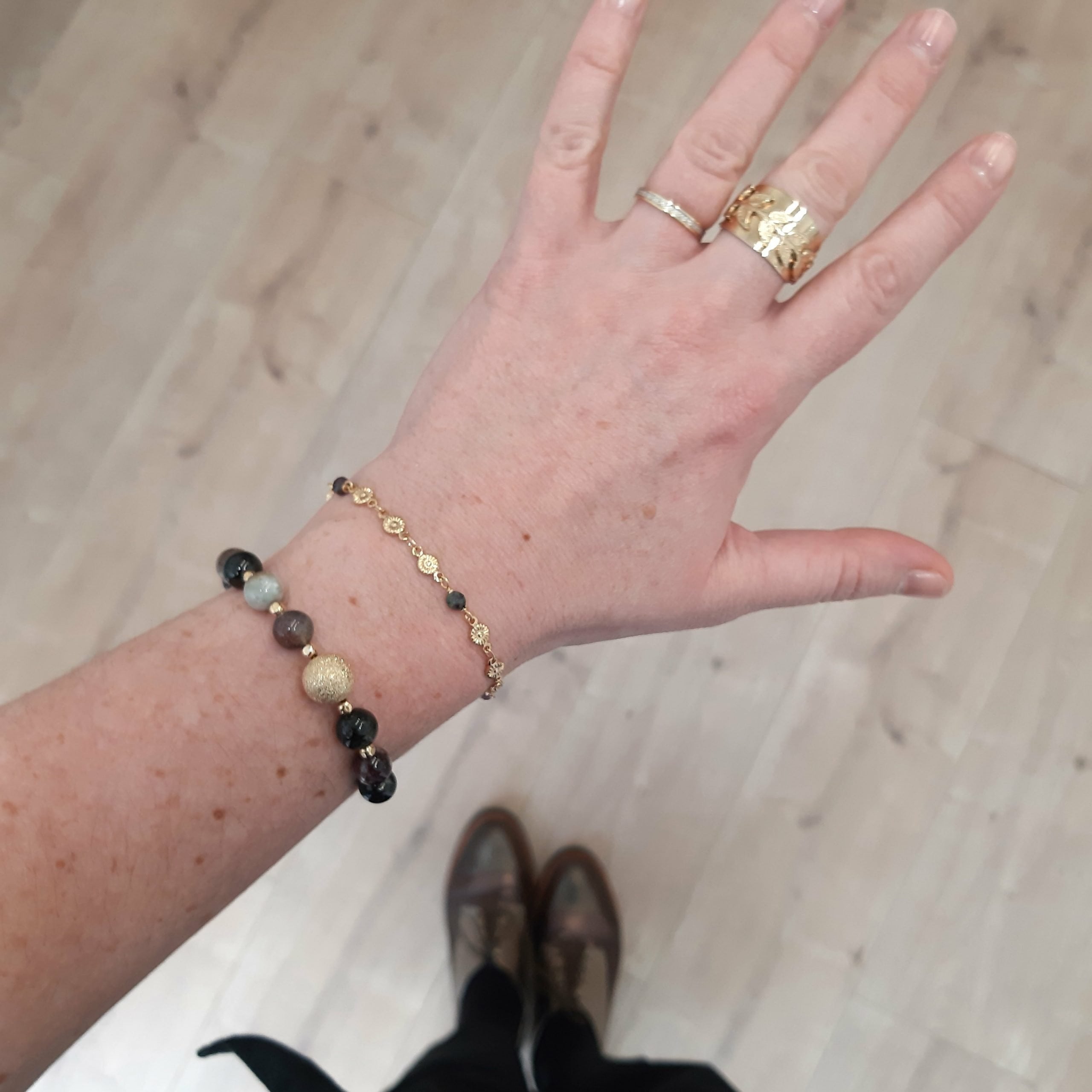 bracelet_printemps_et_namaste_portÃ©.jpg